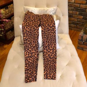 Beach Riot leopard print, size medium, brand new condition!